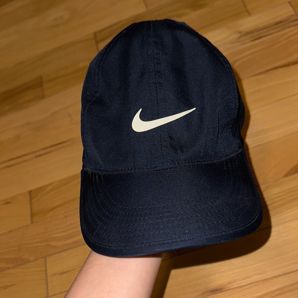 Nike Navy Cap
